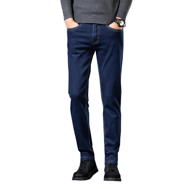 Jean Slim Varen bleu foncé, vue de face en pied fond blanc