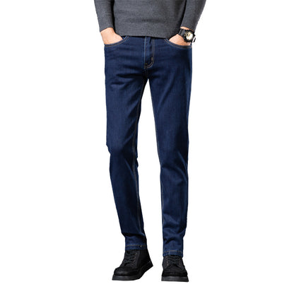 Jean Slim Varen bleu foncé, vue de face en pied fond blanc